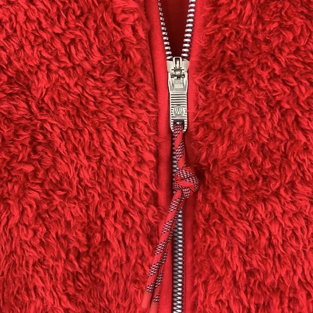 NWT Lululemon Red Oh So Sherpa Full Zip jacket 10